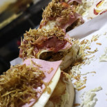 Los Chamos Burger Comida