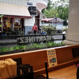 Café Martínez inside