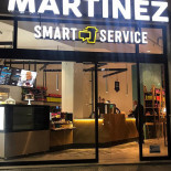 Café Martínez outside