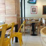 Manzanitas Coffee Suc. Campana inside