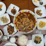 Urijib- Parrilla Asador Estilo Coreano 우리집 식당 한국식 맛있는 아사도 Essen