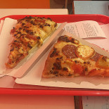 Truffles Dulces Y Algo Más food