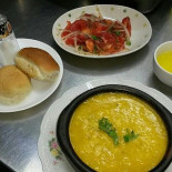 Local Espacio Tres Comida