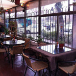 Café De Amores Dentro