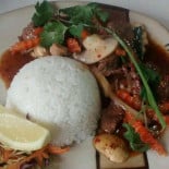 Thai Isam Comida