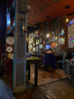 NEGRITA Resto Lounge inside