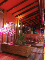 Pan&teatro Restorant Las Vizcachas inside