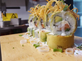 Isimaki Sushi inside