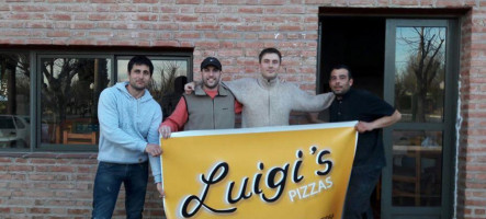 Luigi's Pizzeria food