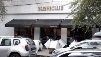 Sushiclub City Bell outside