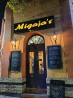 Migaja's food