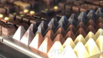 Compania De Chocolates food