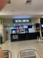 Lomitos Betos inside
