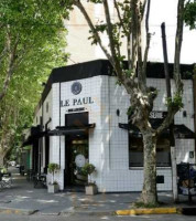 Le Paul Cafe Y Boulangerie outside