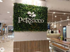 Persicco outside