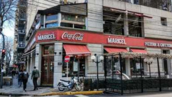 Pizzeria & Cafeteria Maricel outside
