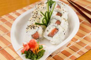 Sushi Unico food