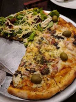 Besares Pizza Urbana food