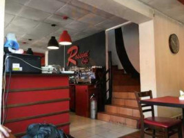 Rossini Cafe inside