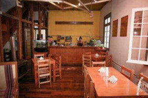 Peregrina Cafe Travel Center food