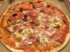San Romano Pizzeria food