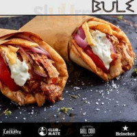 BulÉ Grill food