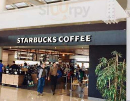Starbucks Aeropuerto food