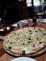 Pizza Carioca food