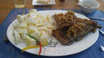 Restauran Sarmiento food