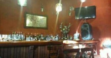 El Parron Cafe inside