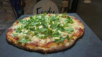 Foodie Pizza food