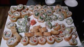 Pinamar Sushi food