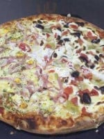 Paulista Pizzeria food