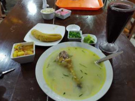 Caldos Del Aguila food