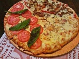 Mamma Pizza Trattoria food