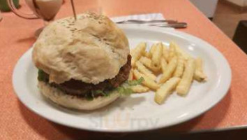 Arenas Burger food