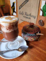 Café Ricchary Cusco food