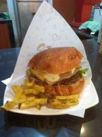 8.4 Burger Cafe food