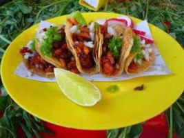 Tacos Mexicanos food