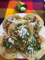 Los Meros Meros Tacos Mexicanos food