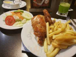 Villa Chicken food