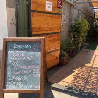 El Remanso Cafeteria inside