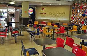 Burger King Unicenter inside