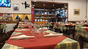 Julian Restaurant y Parrilla food