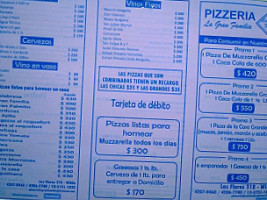 Pizzeria La Gran Familia inside