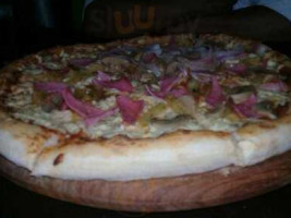 Samu Pizza food