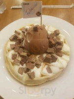 Waffle Roga inside