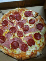 Fratelli: Calzone Pizza food