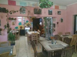 Café Del Campo inside