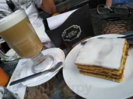 Café Bacacay food